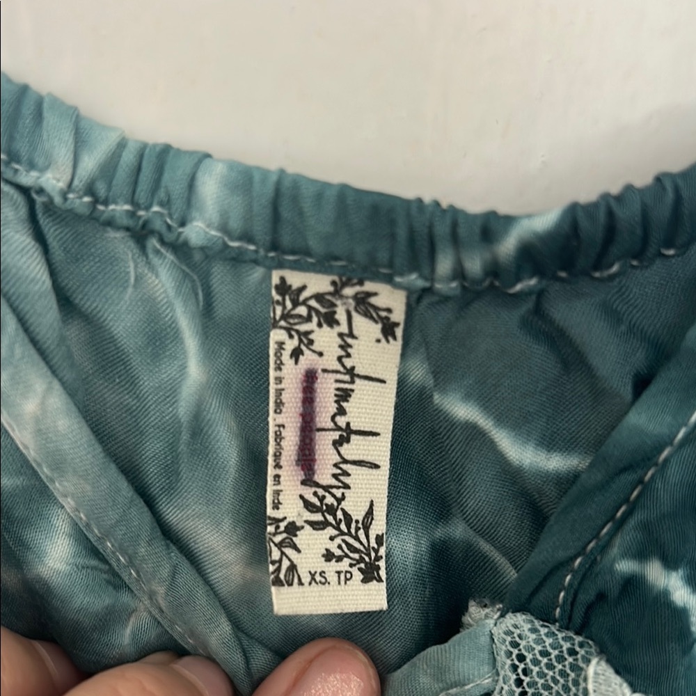 Free People Intimately Ocean Ripples Slip - Picture 3 of 4